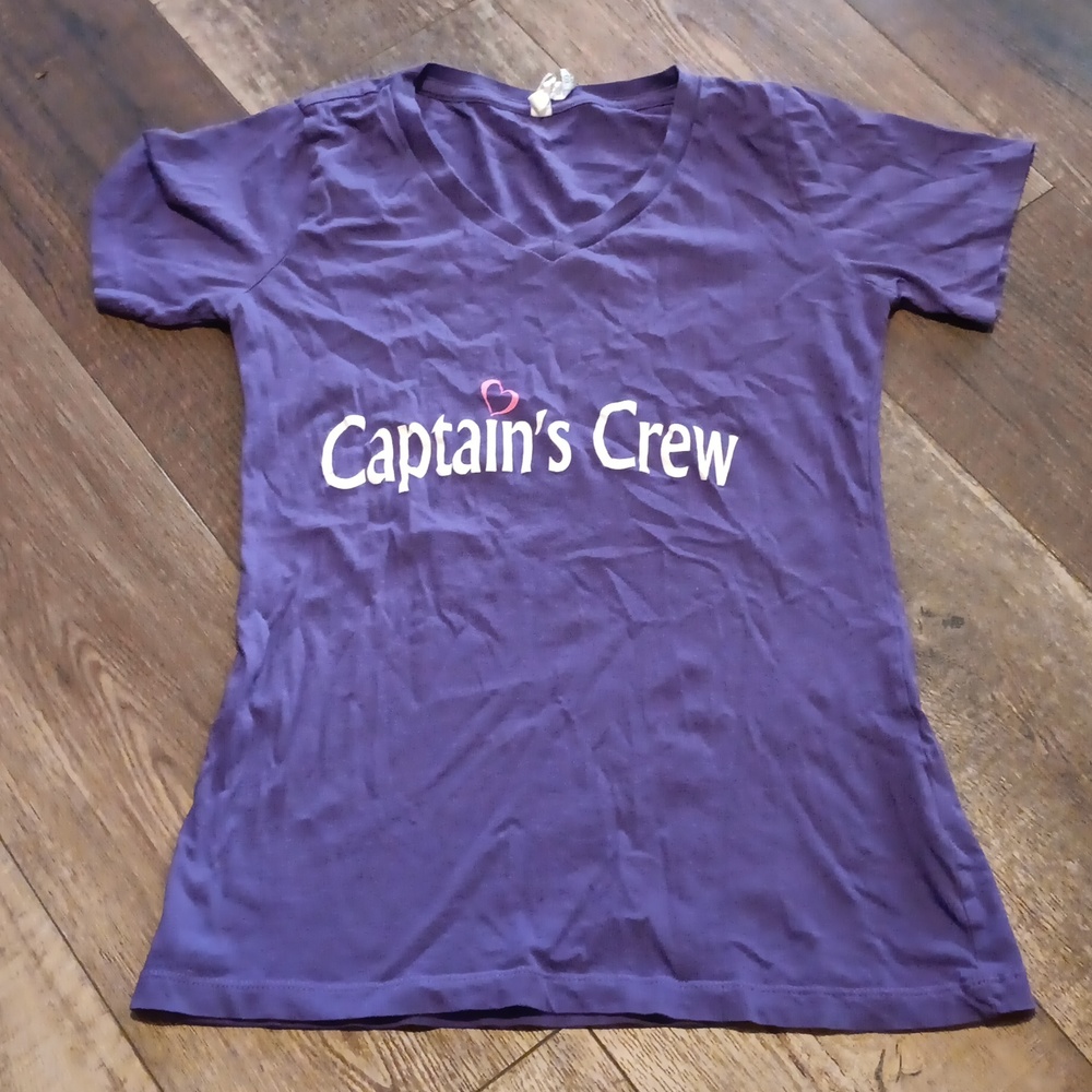 ✨️3/10$✨️💟Captain's‎ Crew tee